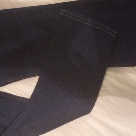 Blue jeans - Picture 2 of 8